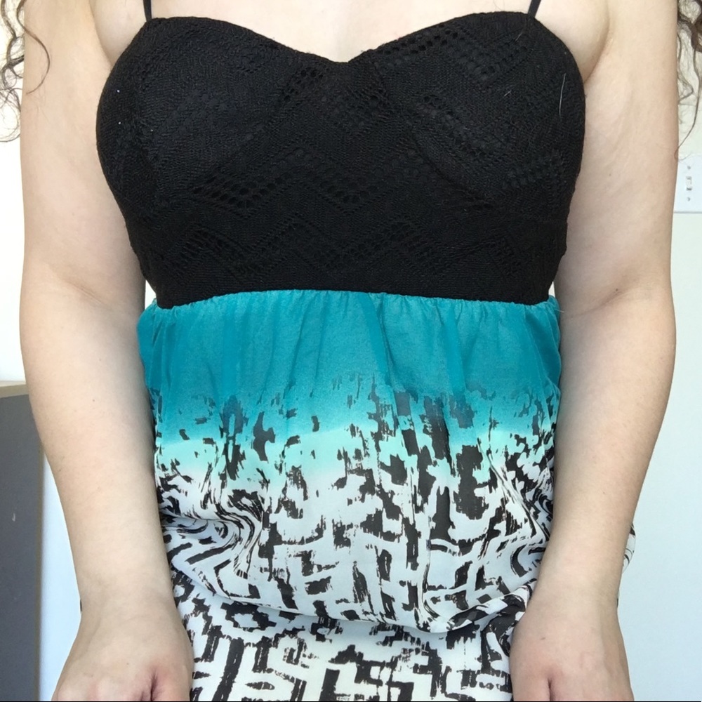 Patterned dress - Picture 3 of 4